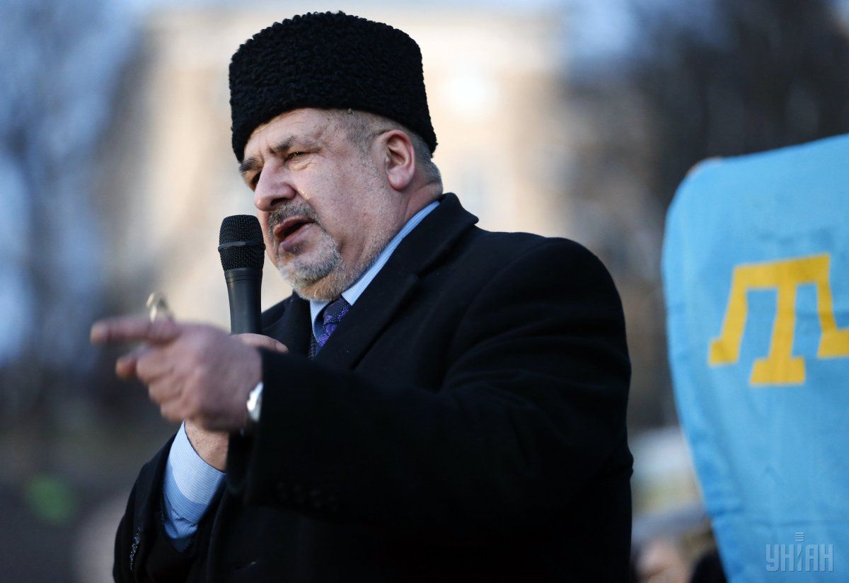 Кримські татари не візьмуть зброю, щоб протистояти окупантам в Криму, – Чубаров