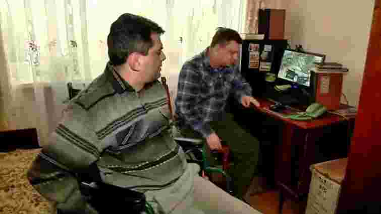 У Львові брати-інваліди збирають кошти на мобільний підйомник