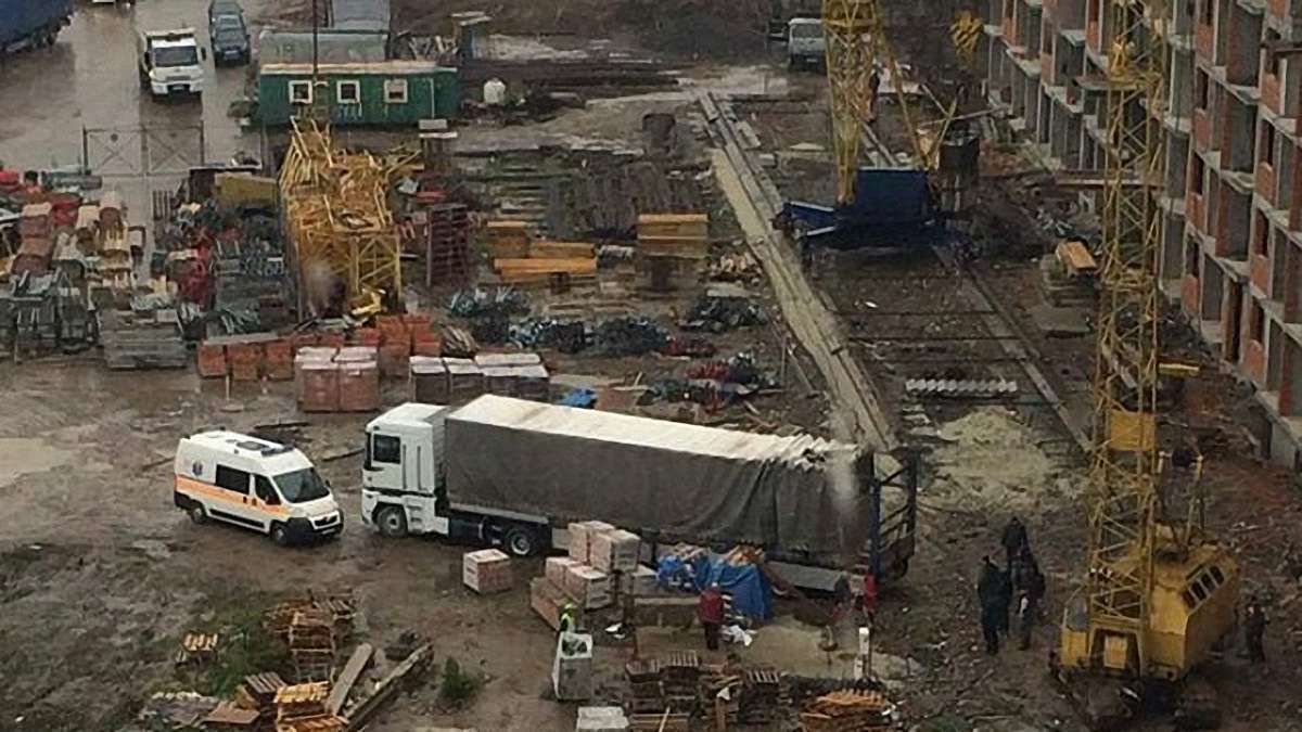 У Львові на території новобудови помер 57-річний львів’янин