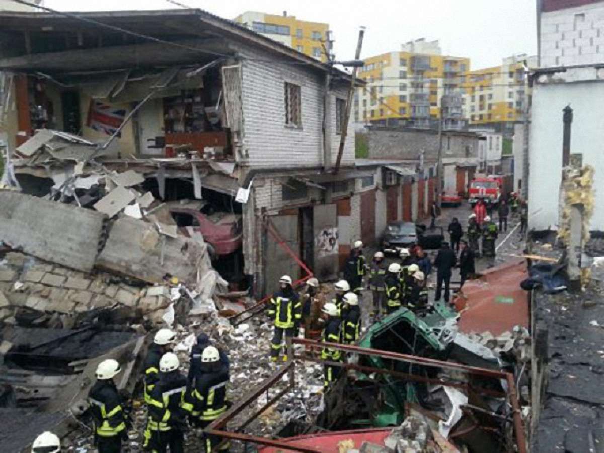 У Києві вибухнув гараж, внаслідок чого загинув чоловік