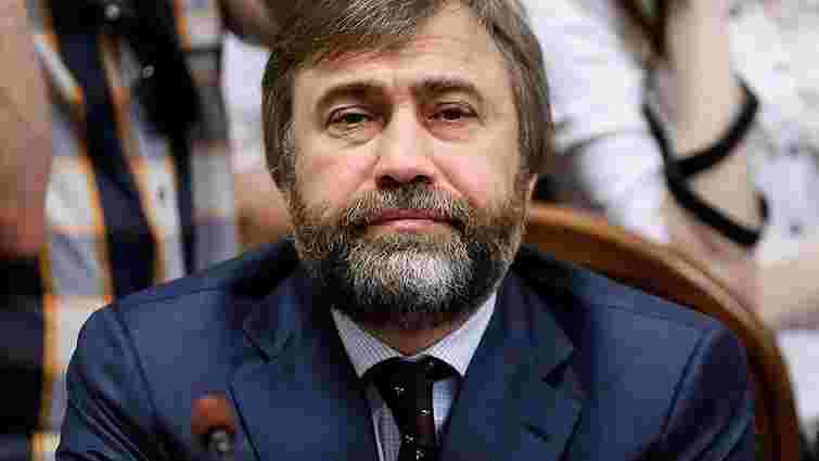 Порошенко відреагував на петицію про позбавлення Новинського українського громадянства