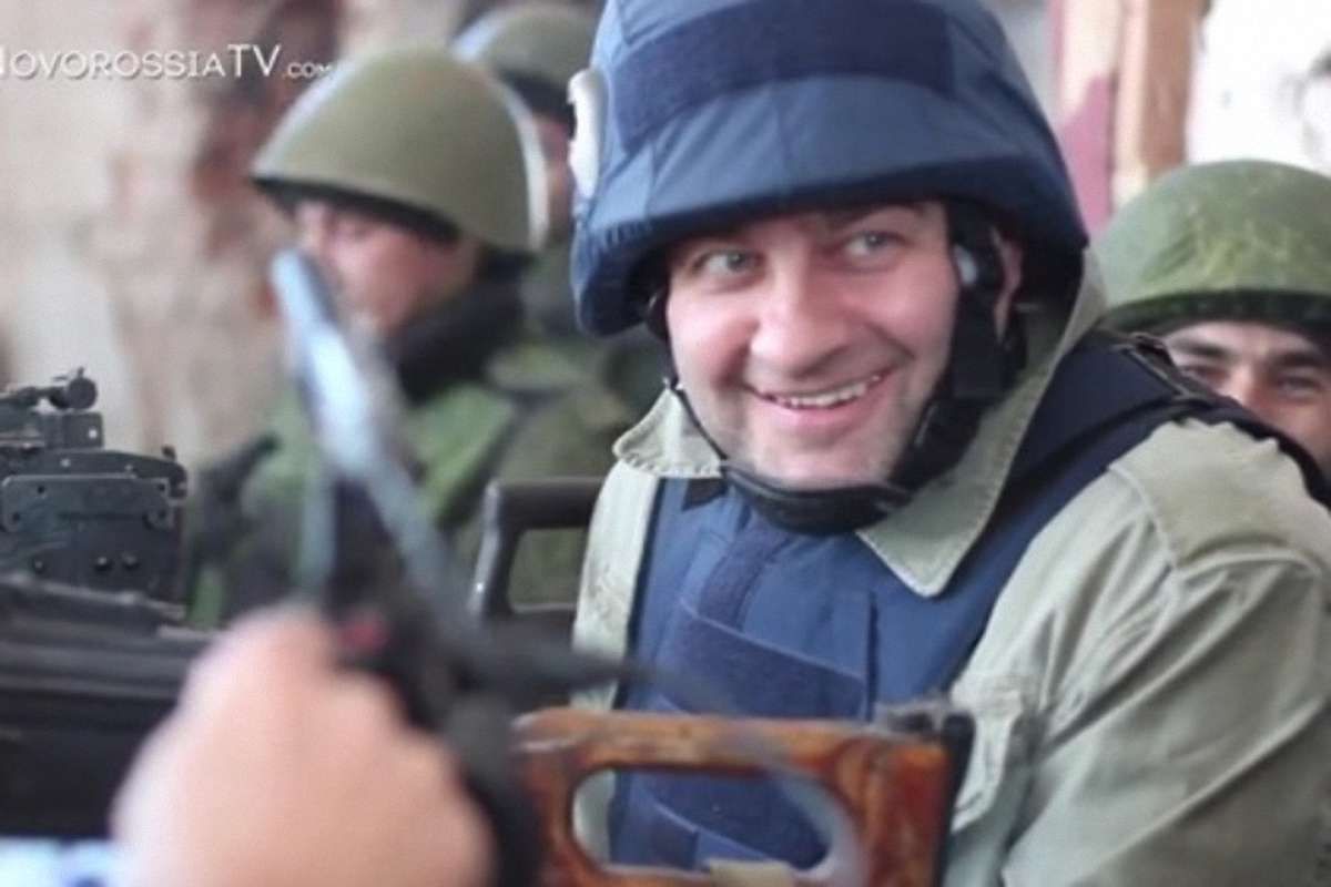 Актору, який стріляв в українських військових, віддали завод у Криму