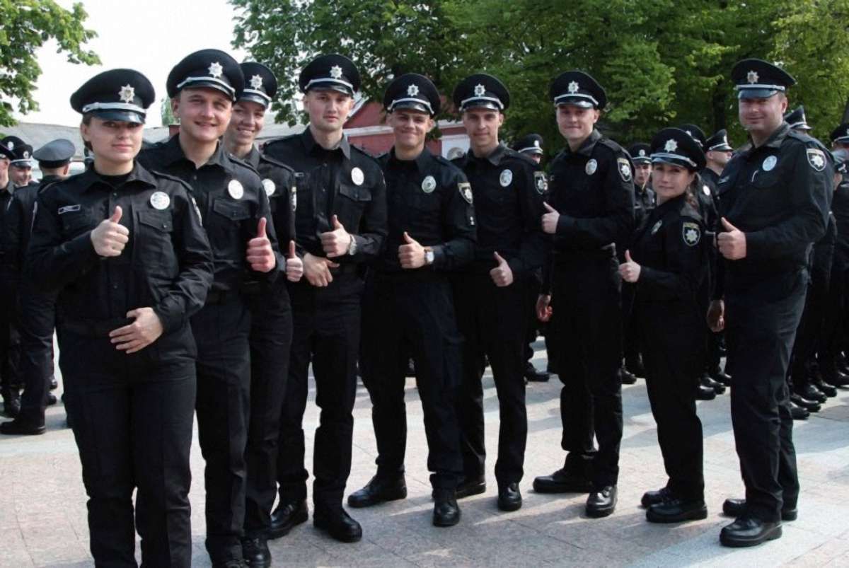 У Кіровограді розпочала роботу нова поліція