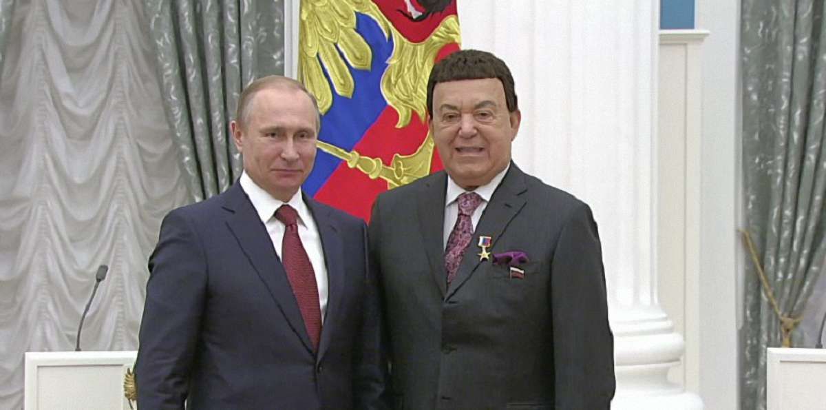 Путін нагородив Кобзона за «надання допомоги Донбасу»