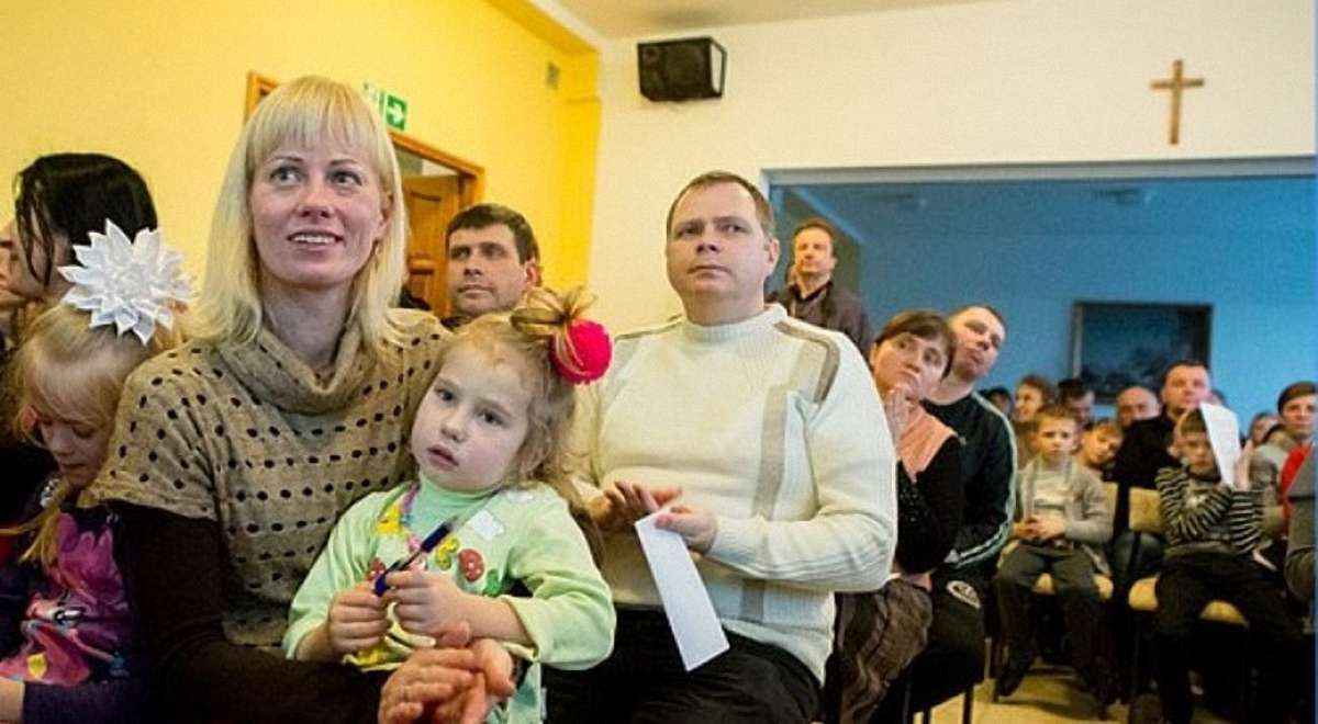 Група евакуйованих з Донбасу отримала право на притулок у Польщі