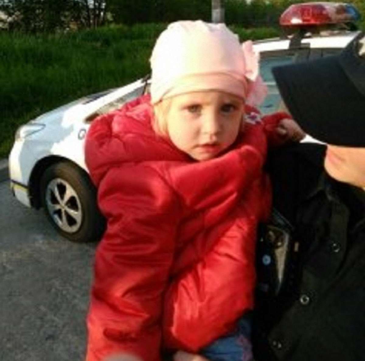 У кафе на Сихові знайшли дворічну дівчинку, яку загубила мама