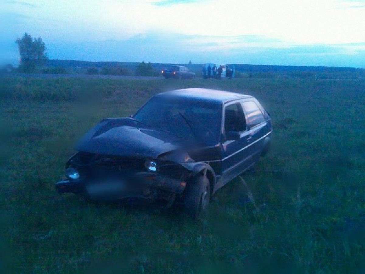 На трасі Львів – Краковець п’яний водій легковика злетів у кювет