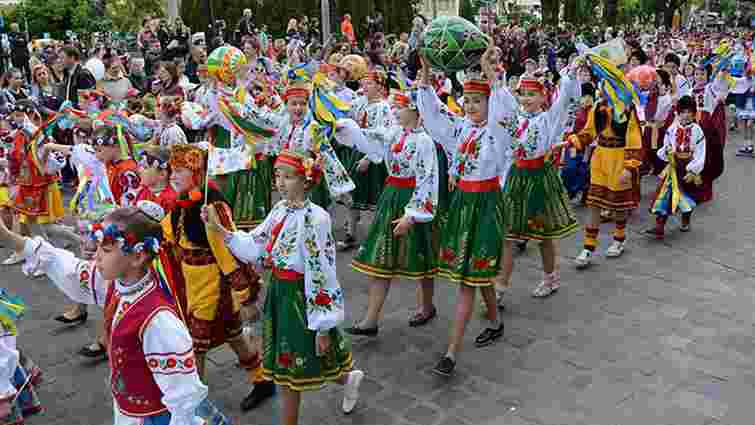 До Дня міста у Львові пройшла кількатисячна святкова хода