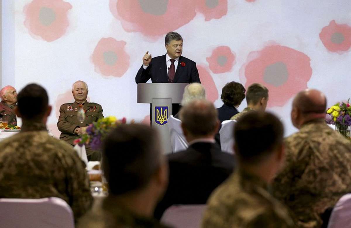 Порошенко заявив ветеранам, що СРСР  без України не переміг би у війні
