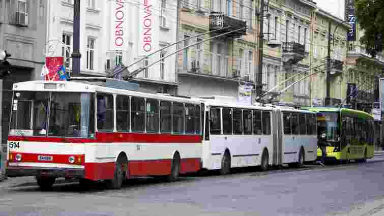 Вулицями Львова проїхав святковий «Парад тролейбусів»