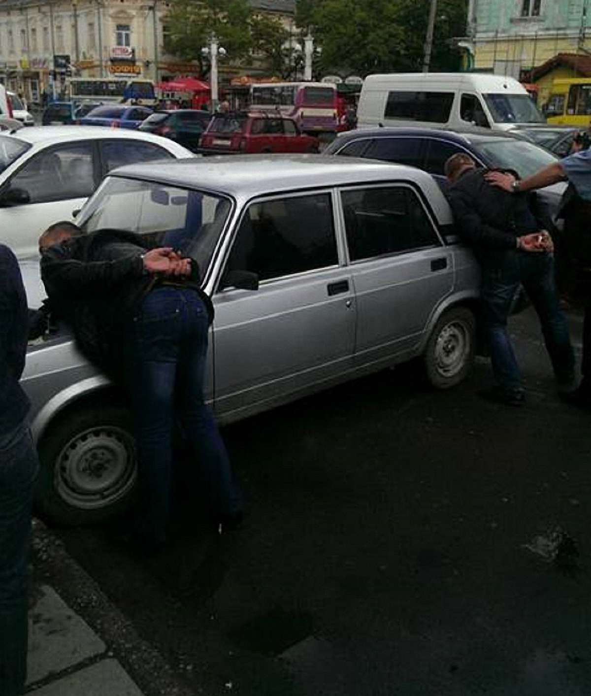 У Стрию СБУ затримала на хабарі трьох поліцейських