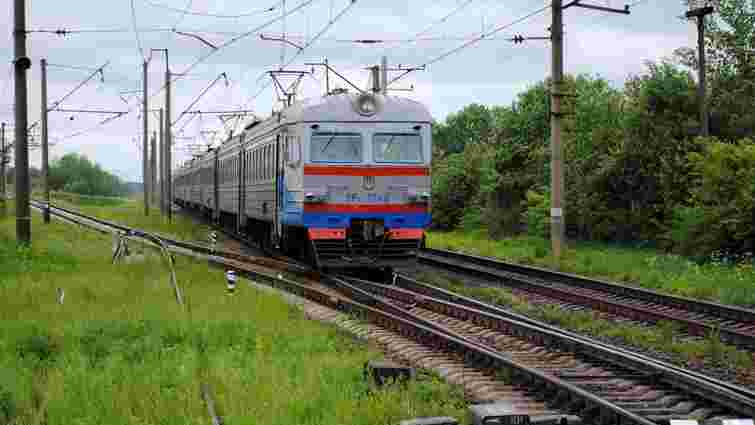 Через ремонт колій «Львівська залізниця» скасовує рейси кількох електричок