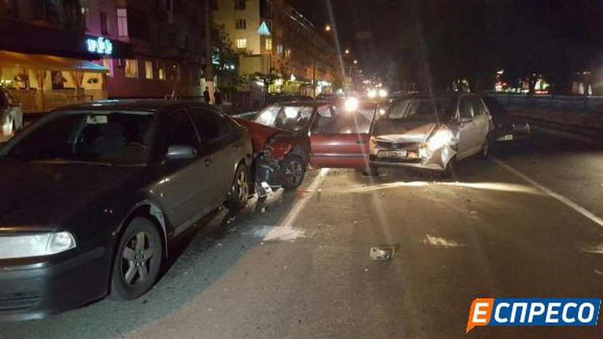 У Києві зіткнулися п’ять автомобілів