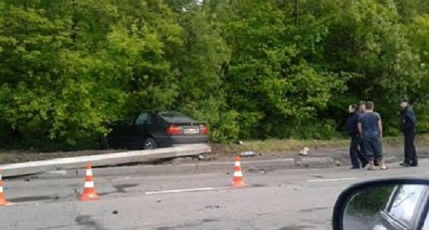 Працівник автомийки у Львові викрав та розбив авто клієнта