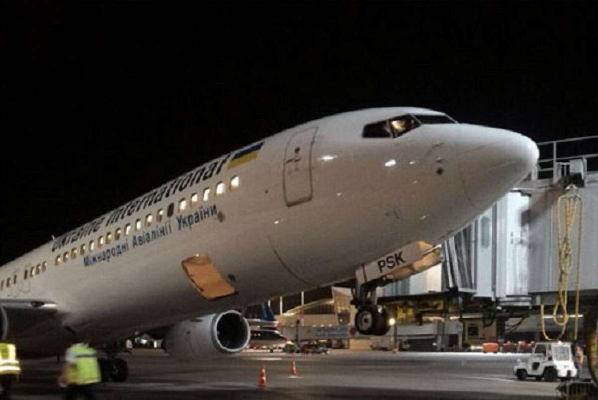 Пасажирський Boeing МАУ «сів на хвіст» в аеропорту Тель-Авіва