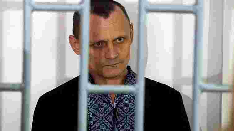 Українські політв’язні Клих і Карпюк виступили в чеченському суді з останнім словом