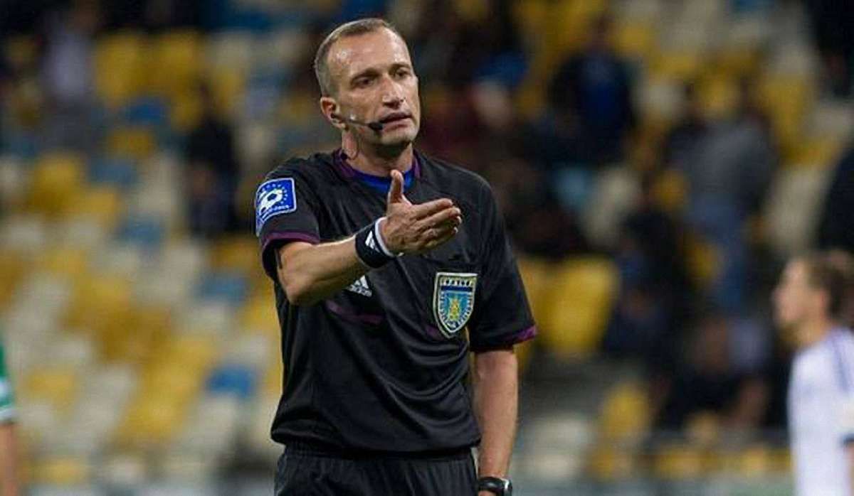 Українські арбітри з російськими паспортами продовжать роботу у Прем'єр-лізі