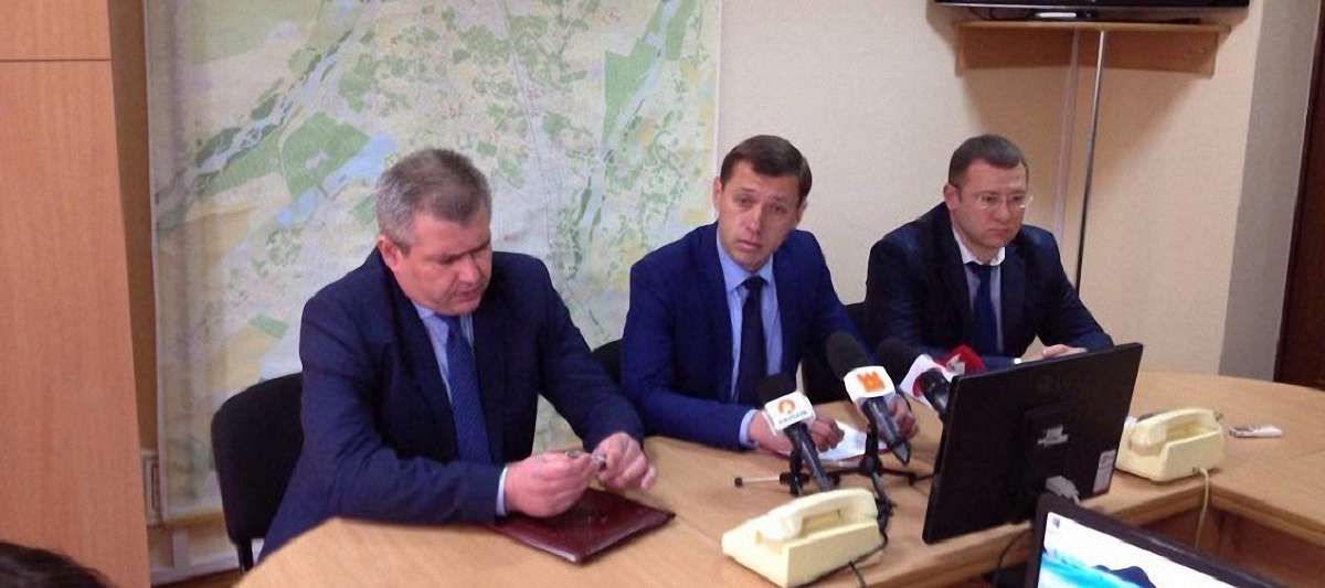 В Івано-Франківську під варту взяли поліцейських, які покривали наркобізнес