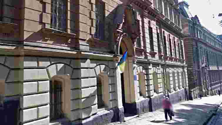 У старій львівській школі в центрі міста обвалилася стеля
