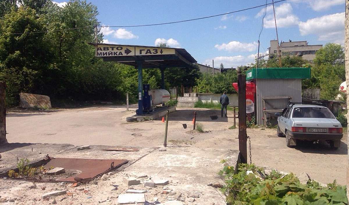 У Львові виявили ще одну підпільну газову автозаправку
