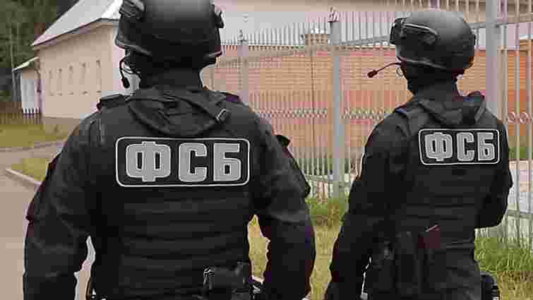В окупованому Сімферополі ФСБ знову обшукують будинки кримських татар