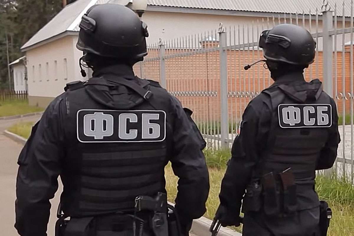 В окупованому Сімферополі ФСБ знову обшукують будинки кримських татар