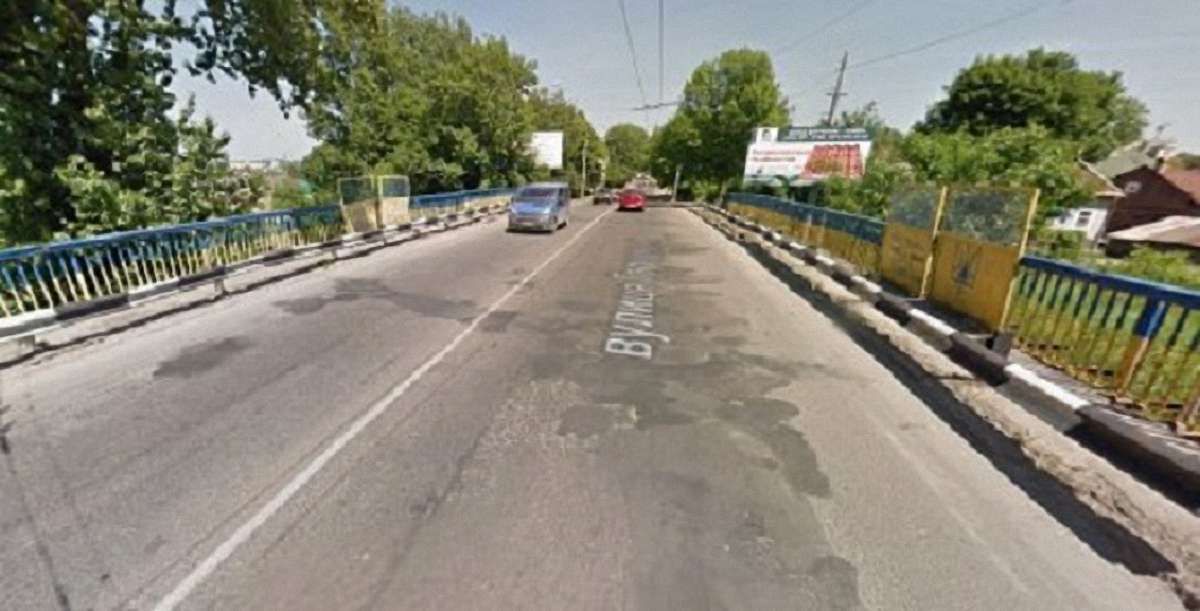Аварійний міст на Городоцькій закривають на ремонт до жовтня