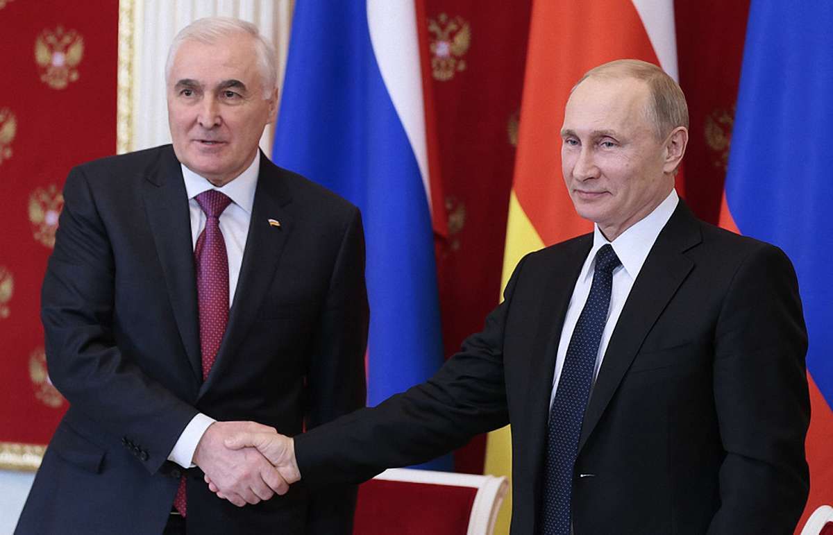 Південна Осетія планує провести референдум про входження до складу Росії