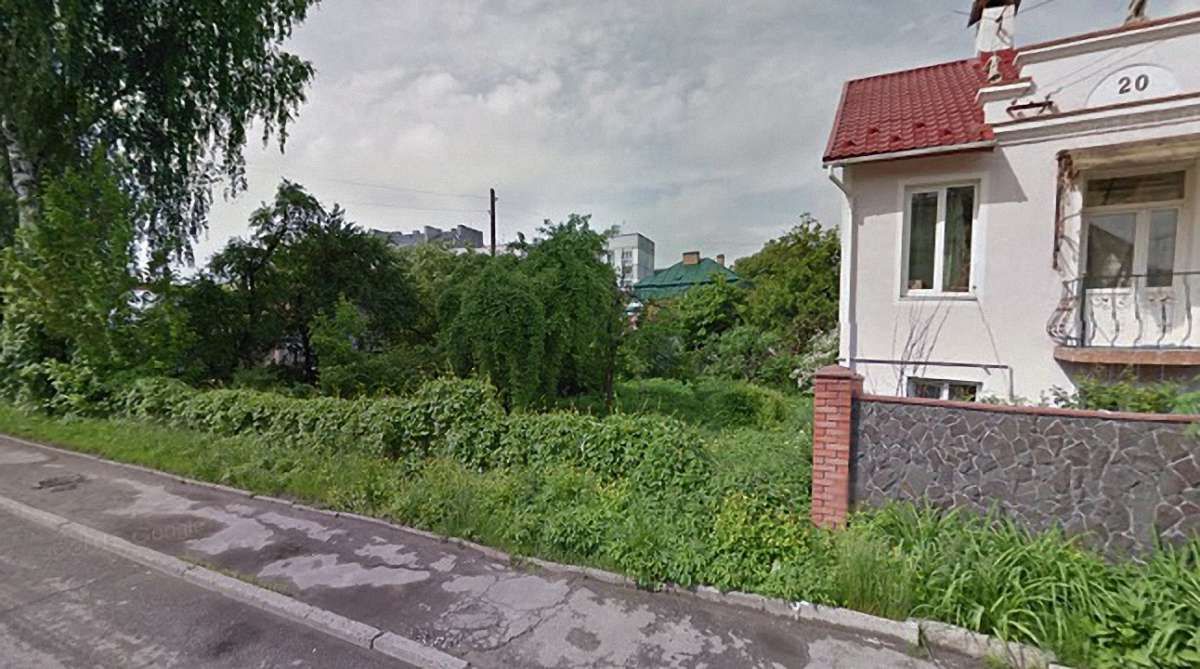 Львівські депутати безкоштовно віддали три «сотки» землі батькові екс-начальника обласного ДАІ