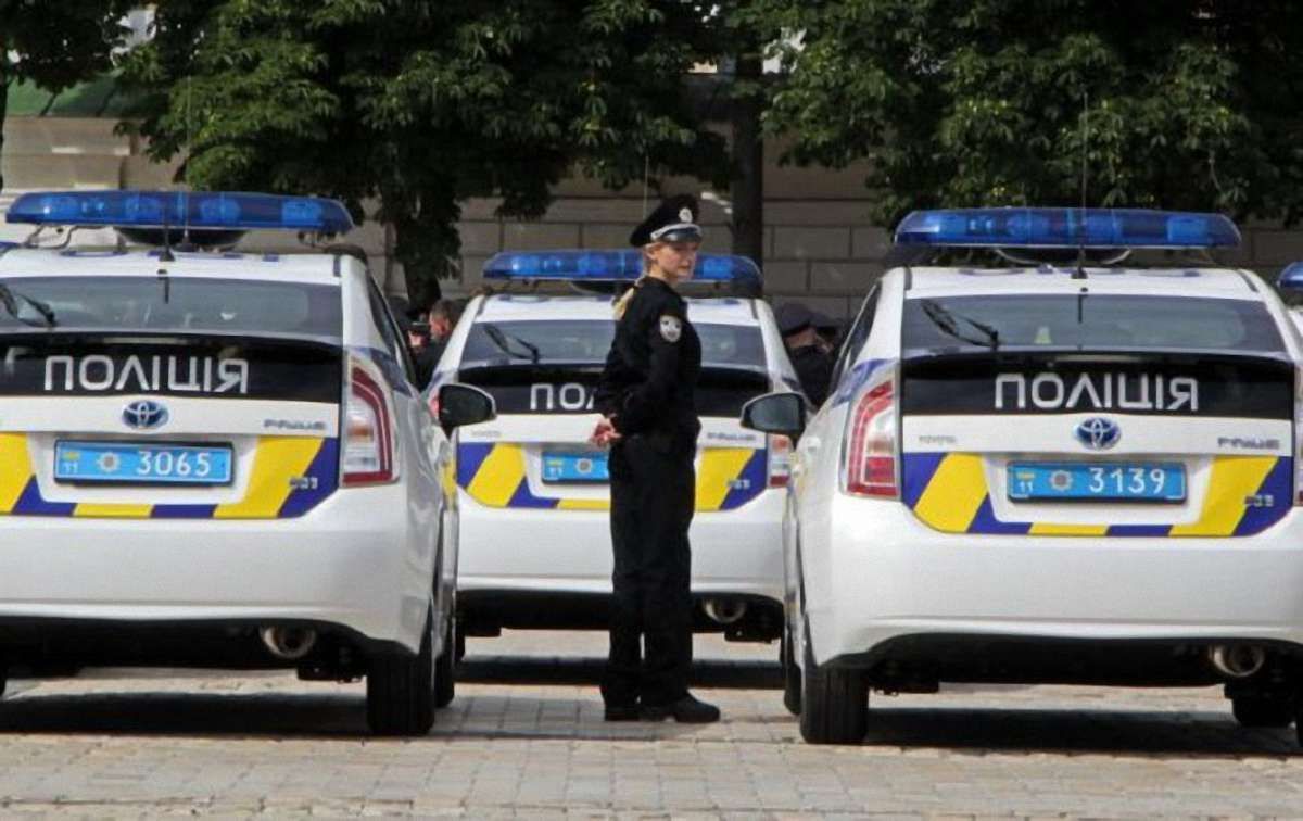 Кабмін планує використати кошти Мінекології на придбання автомобілів для поліції