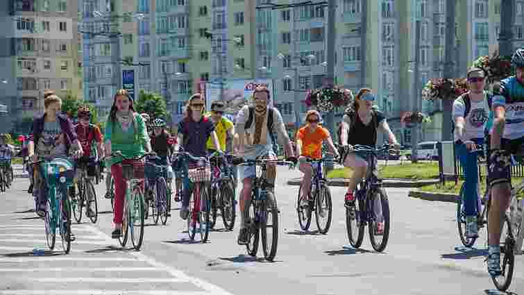 Велосипедисти закликали владу знизити ліміт швидкості на дорогах у містах до 50 км/год