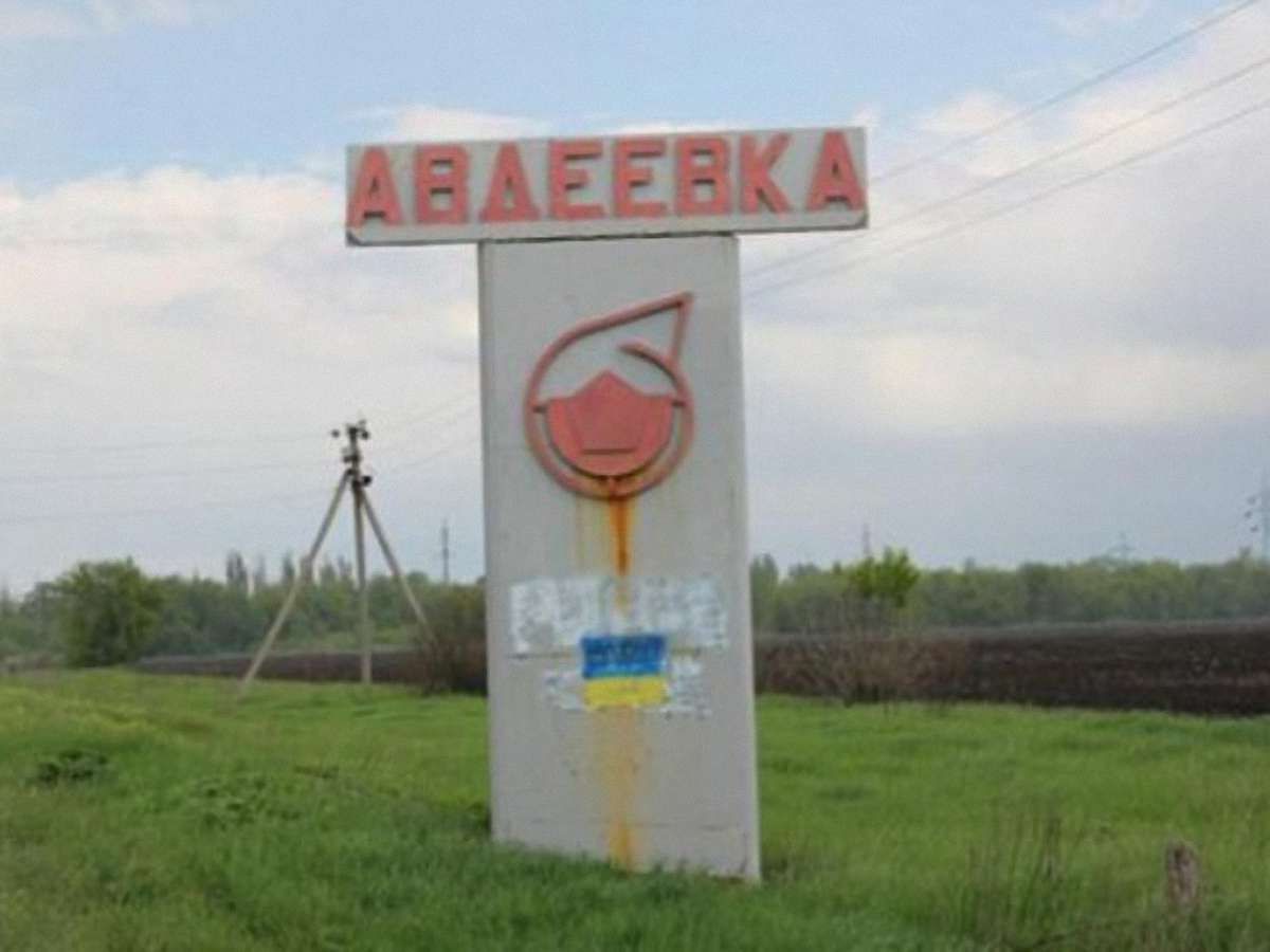 Бойовики застосовують заборонену зброю, наступають з усіх позицій і готують прорив 