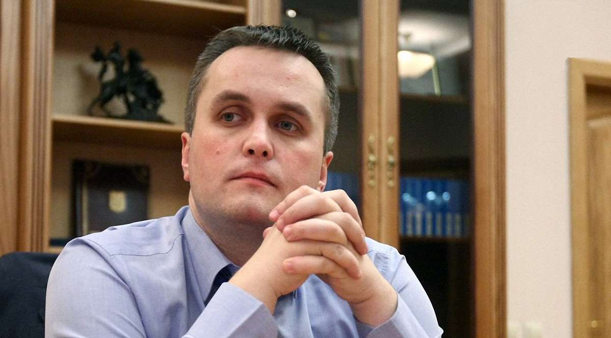 НАБУ просить Луценка дозволу зайнятися двома олігархами