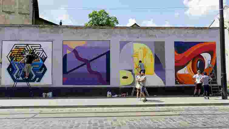 Львівську вуличну галерею прикрасили новими графіті