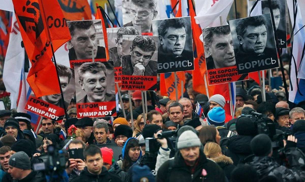 Інтерпол оголосив у розшук обвинуваченого в організації вбивства Бориса Нємцова