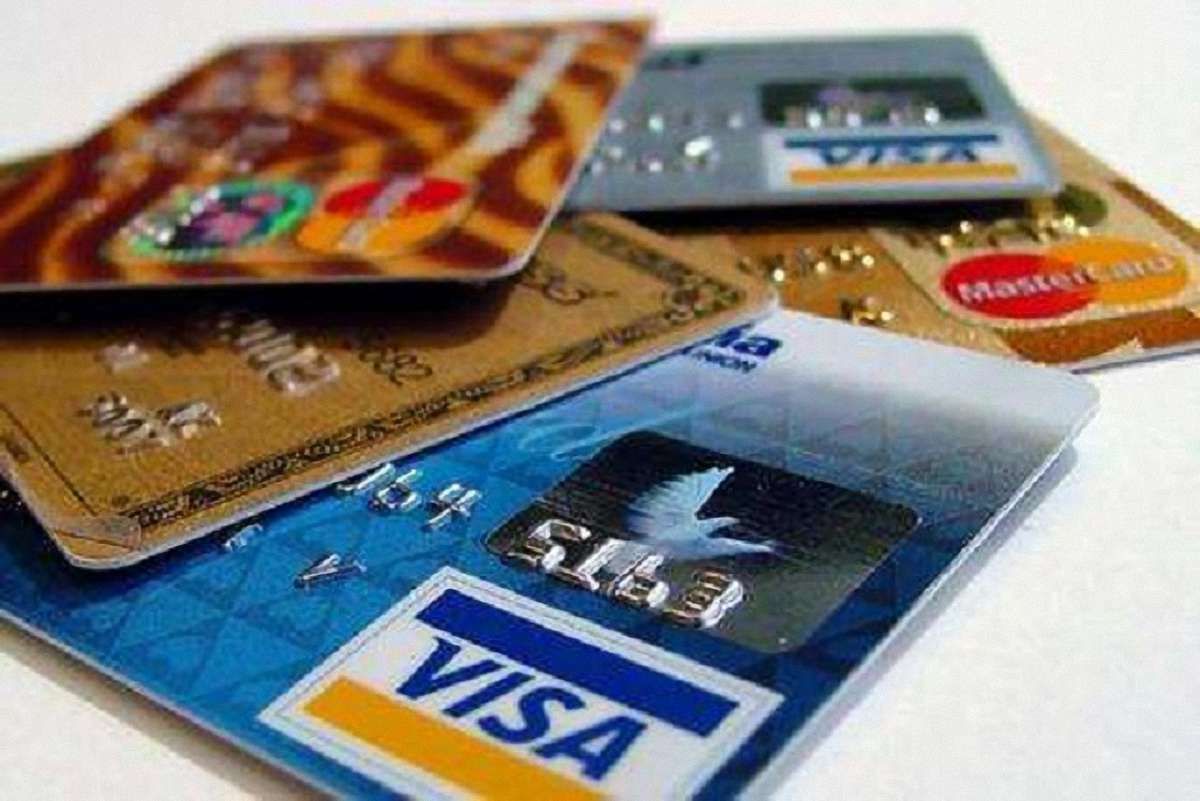 У Нацбанку пояснили, як відкривати банківські рахунки українцям з перейменованих міст