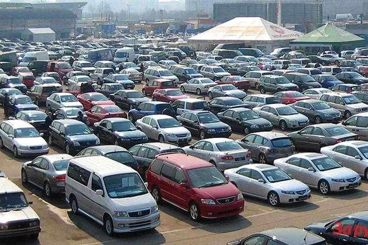 Вживані авто подешевшають на 30-40%. Тепер точно