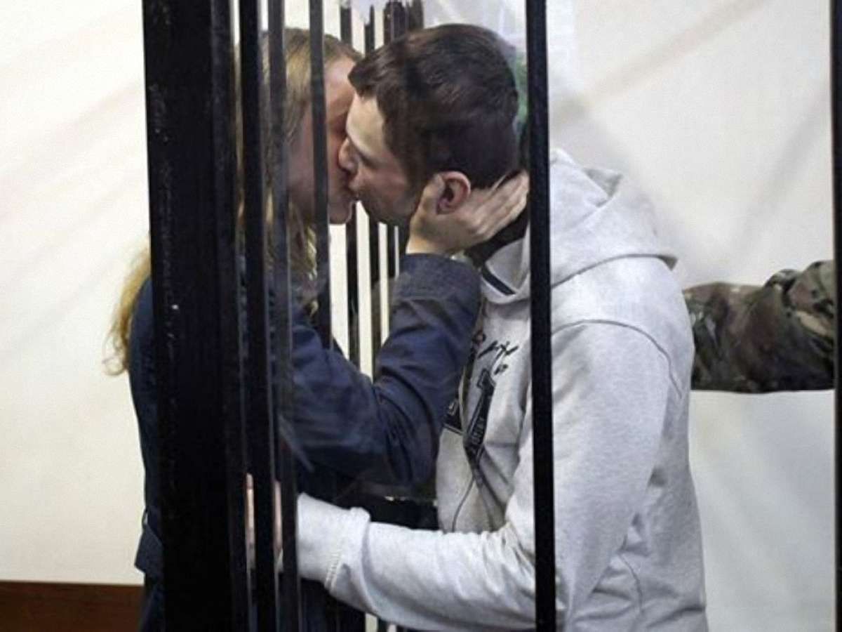 Звинувачений у держзраді голова ЦК "Азов-Крим" одружився, не виходячи із  СІЗО