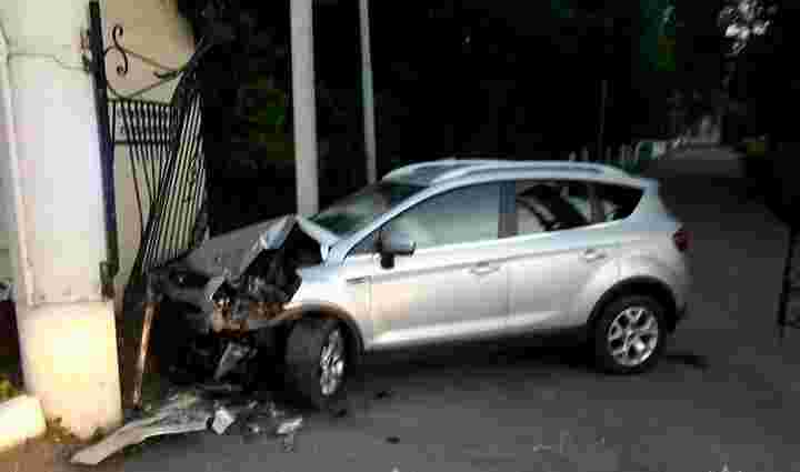 У Стрию п’яний  підліток розбив батькове авто, яке взяв без дозволу