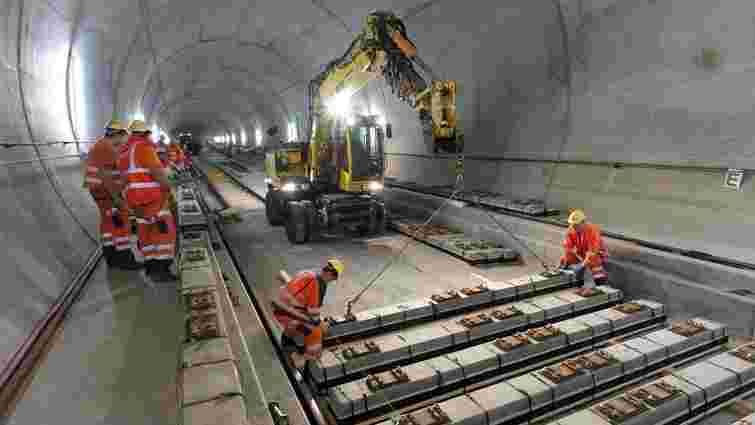У Швейцарії відкрився найдовший у світі тунель