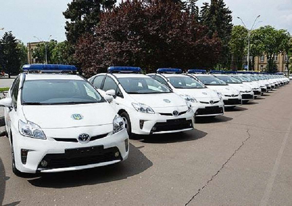 До кінця року патрульна поліція буде на всіх трасах України, – Деканоїдзе