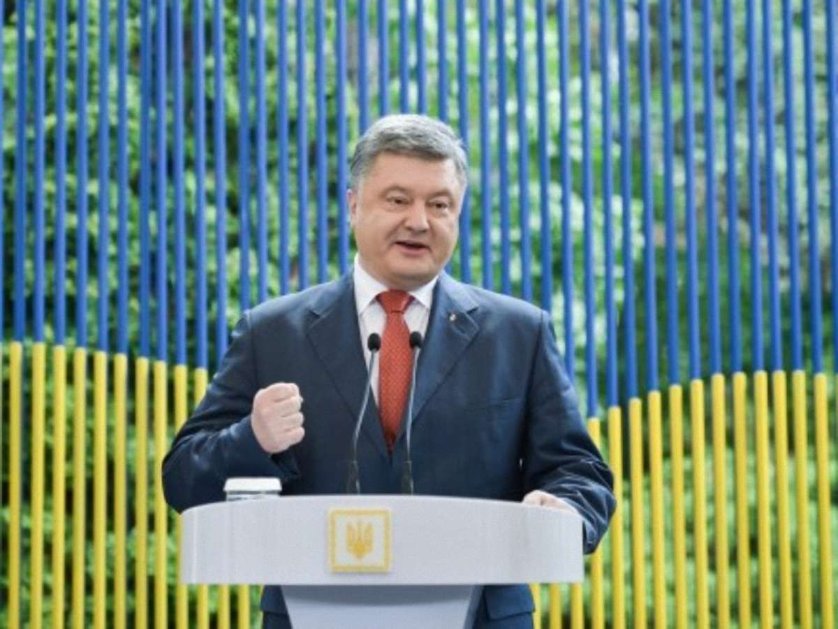 Порошенко розповів, як відвойовує держпідприємства в олігархів
