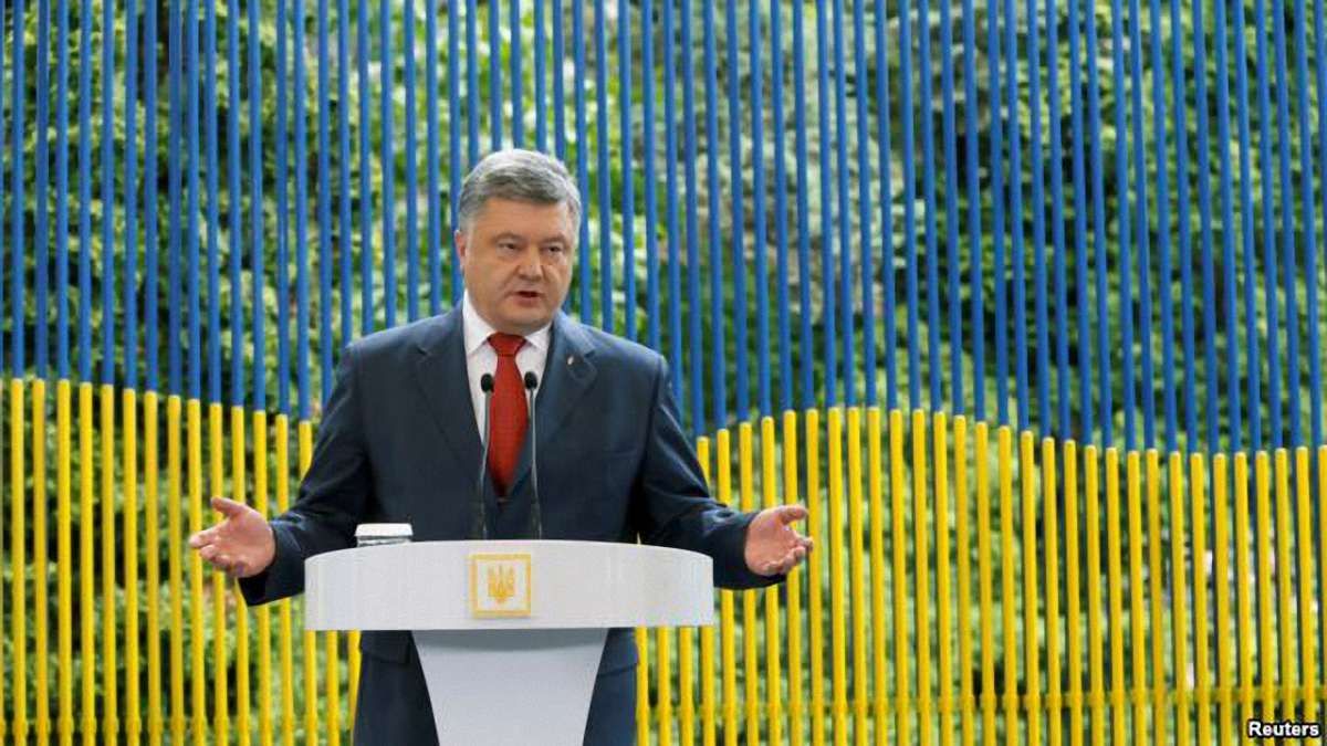 Порошенко пояснив, чому Ахметов увечері приходив на Банкову 