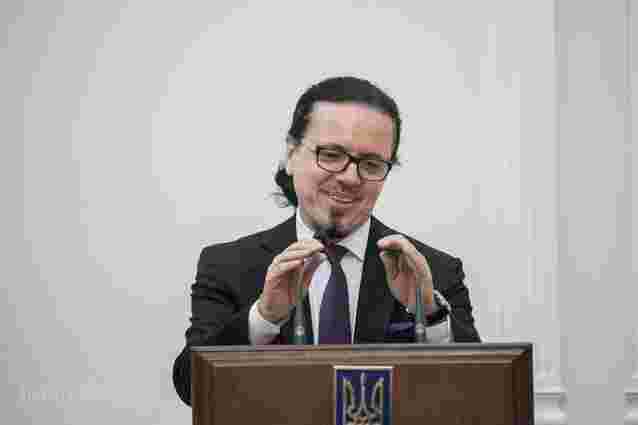 Новий керівник «Укрзалізниці» взяв у правління ще трьох поляків