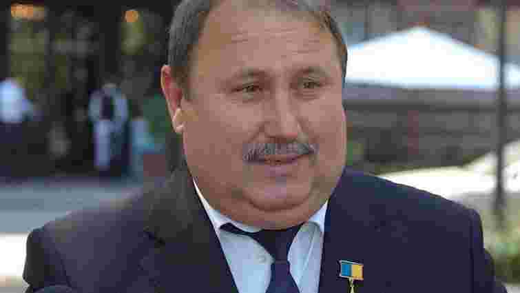 Звинувачений у хабарництві заступник голови Миколаївської ОДА виписався з лікарні та зник