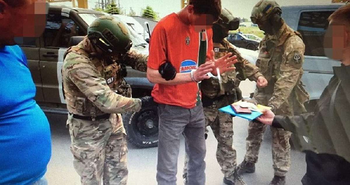 У Франції затриманого СБУ француза вважають контрабандистом, а не терористом