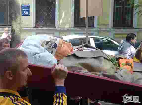 Через  «похорон» Путіна у Харкові перекрили вулицю