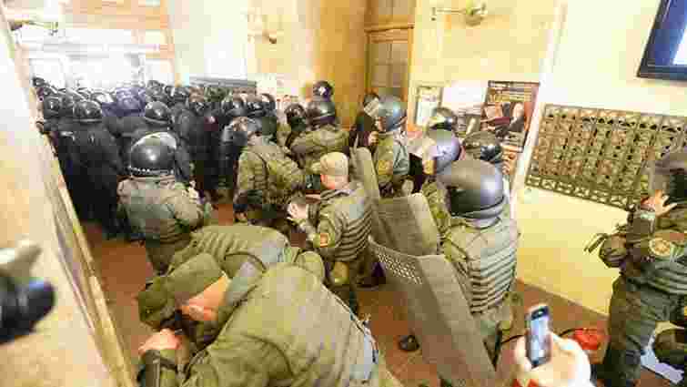 Аваков взяв на себе відповідальність за залучення Нацгвардії до охорони львівської Ратуші