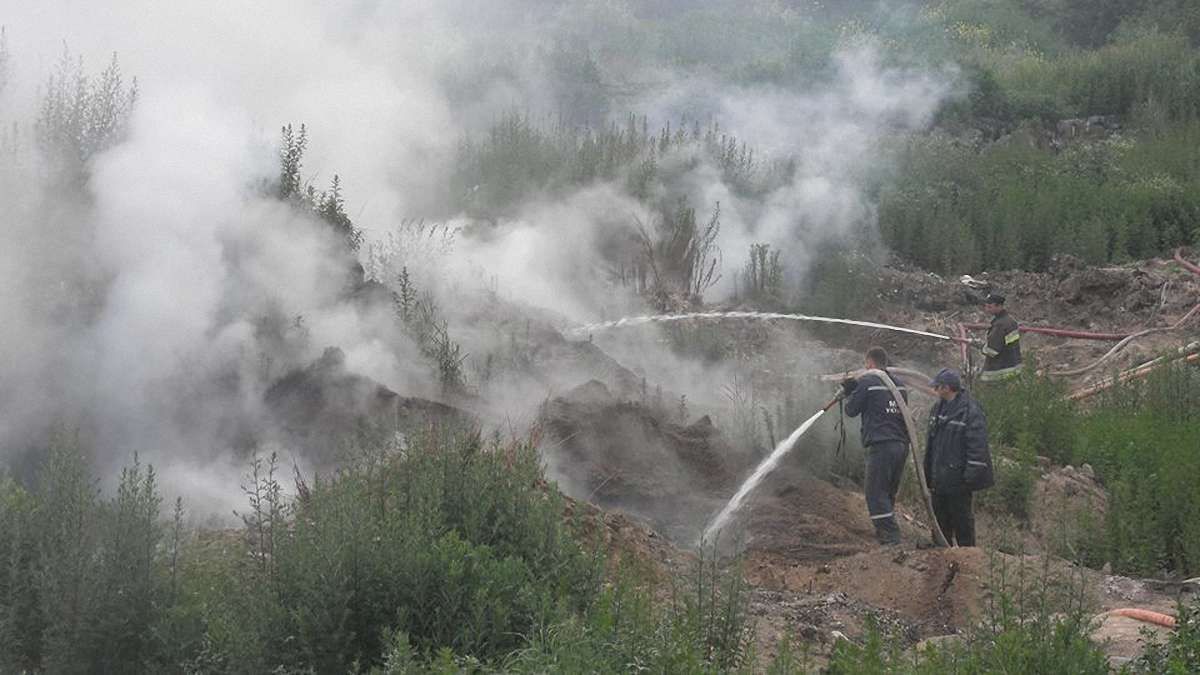 Сміттєзвалище в Жидачеві другий день поспіль димить