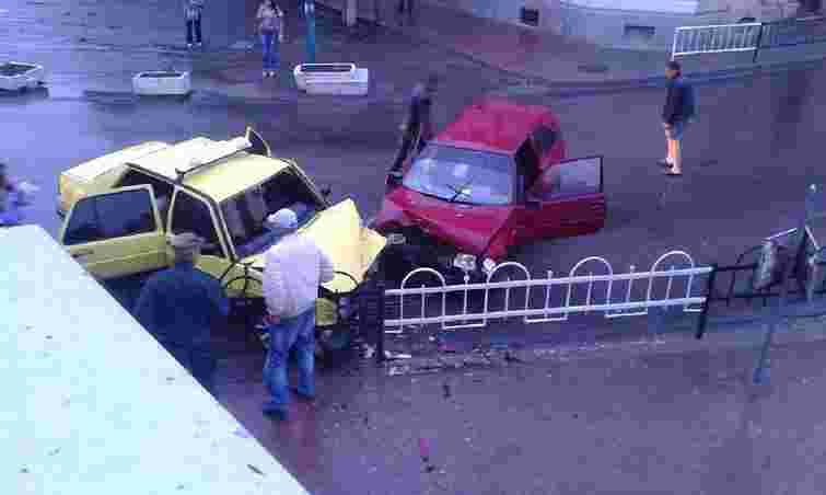 У ДТП в Городку постраждали троє людей, дворічна дитина в реанімації